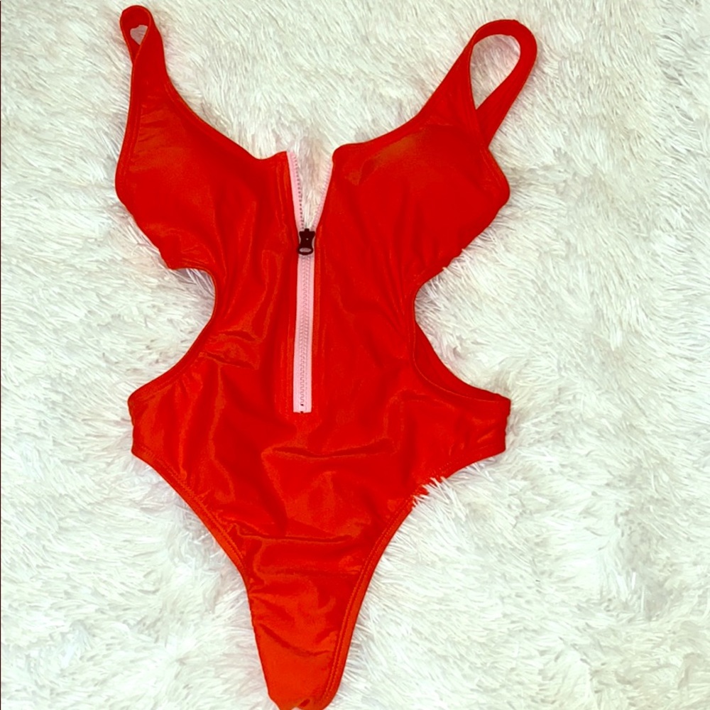 One piece swimsuit